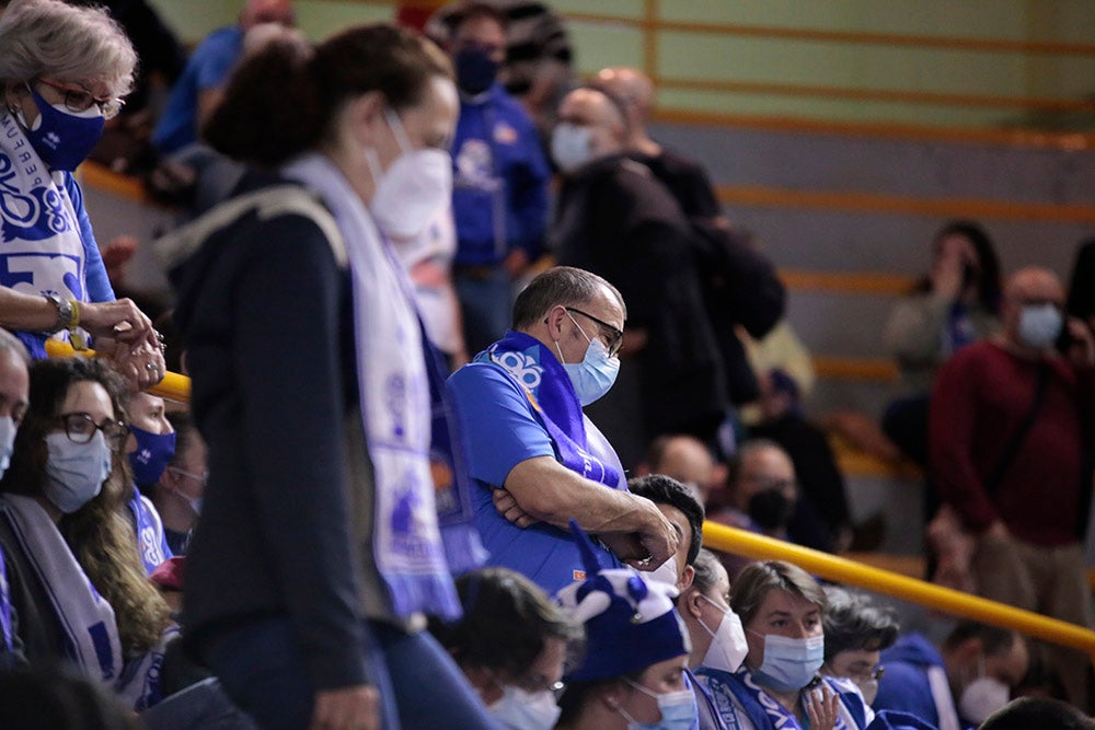Extraordinario ambiente en un Würzburg que volvía al cien por cien de aforo y que empujó al CB Avenida a conseguir la primera victoria en la eliminatoria europea ante Girona 