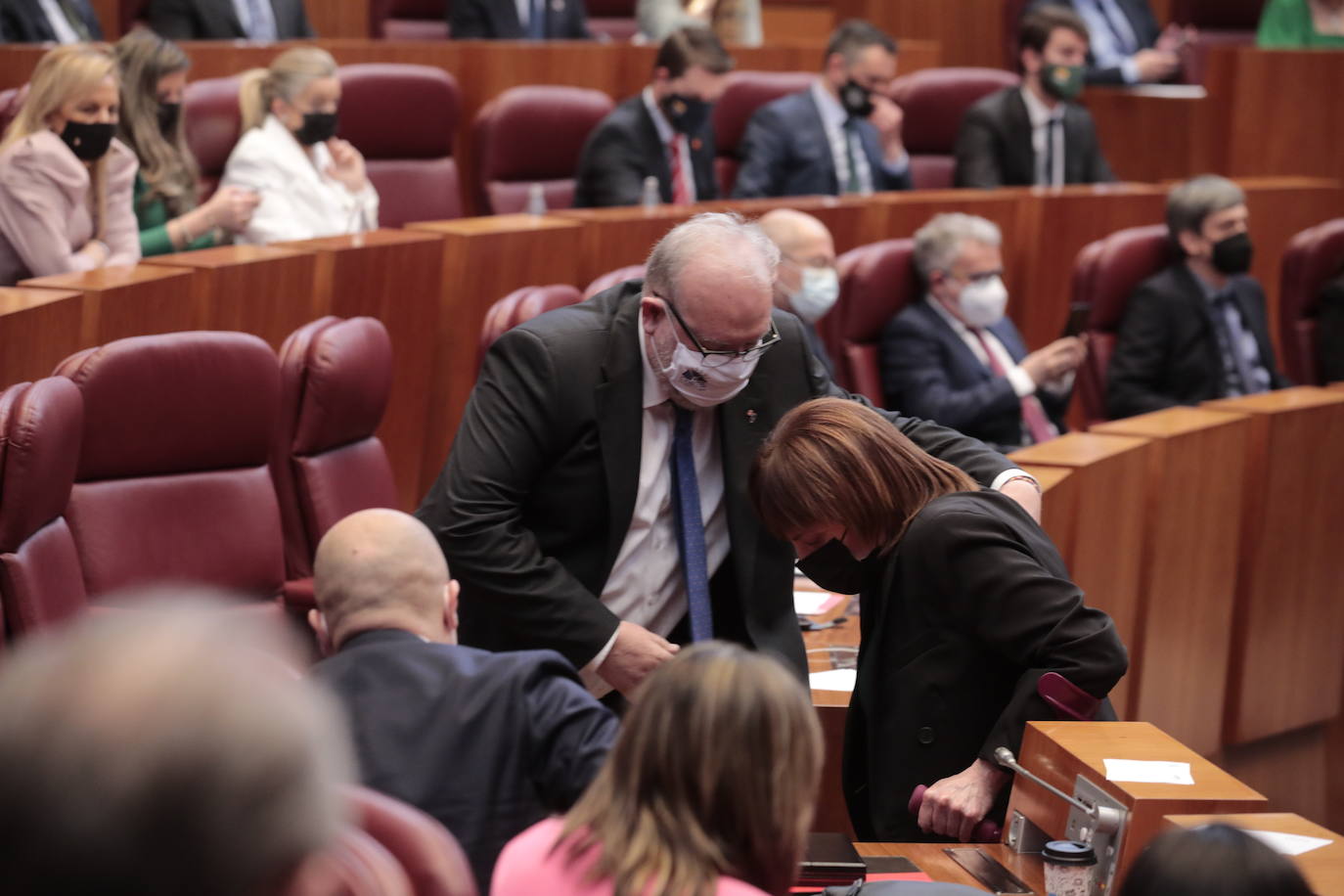 Diferentes momentos del acto de constitución de las Cortes. 