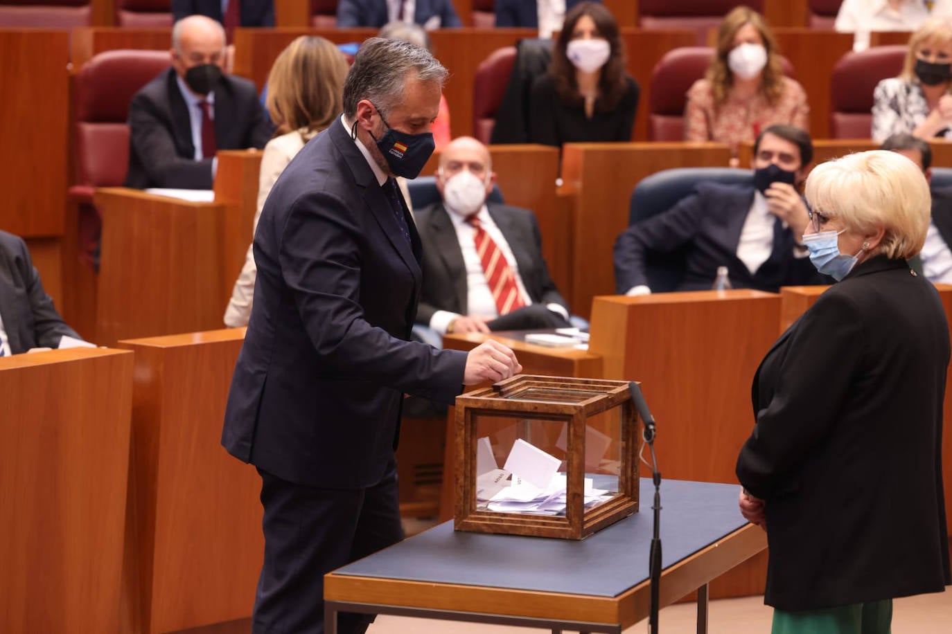 Diferentes momentos del acto de constitución de las Cortes. 