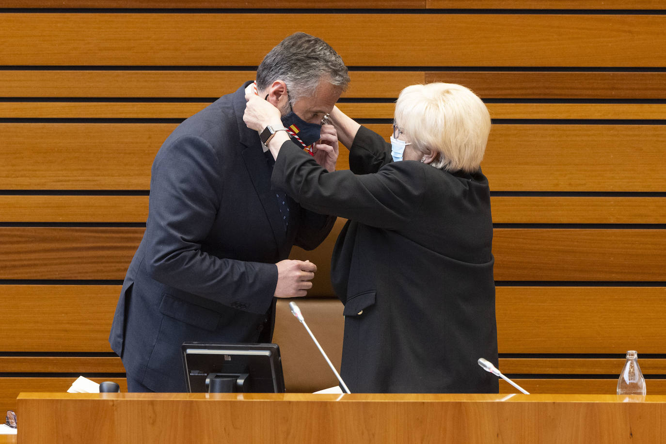 Diferentes momentos del acto de constitución de las Cortes. 