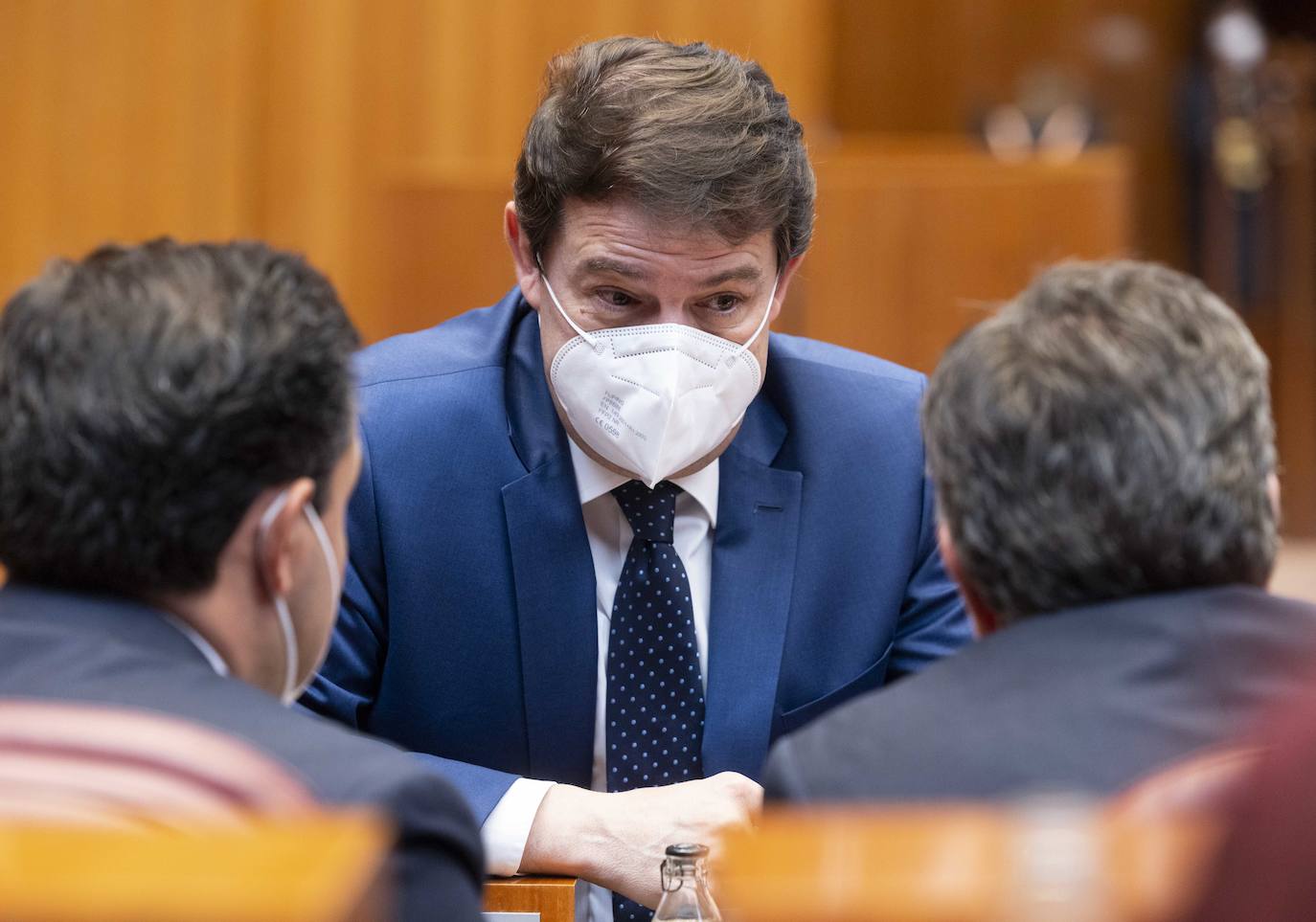 Diferentes momentos del acto de constitución de las Cortes. 