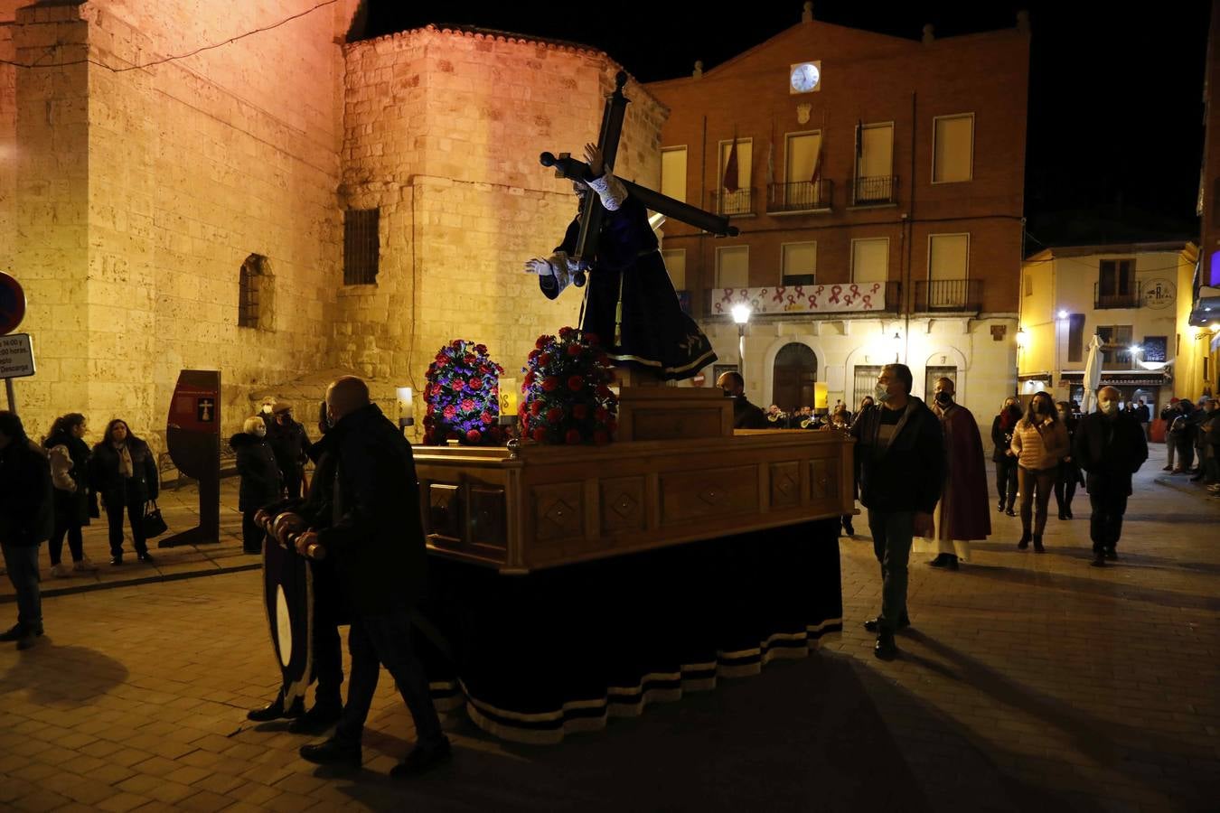 Fotos: Procesión de Nuestro Padre Jesús Nazareno en Peñafiel
