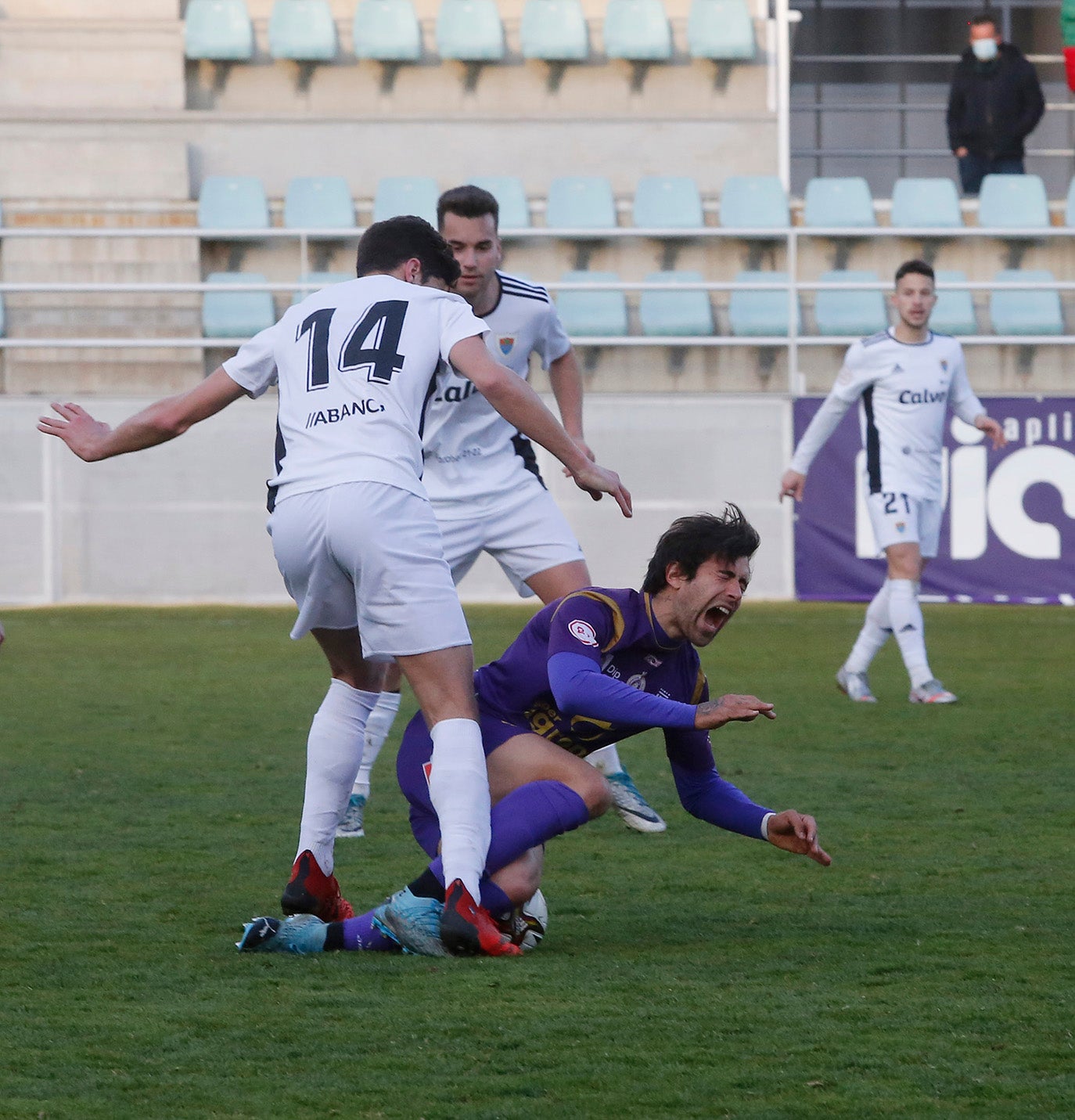 CD Palencia Cristo Atlético 3 - 5 Bergantiños CF