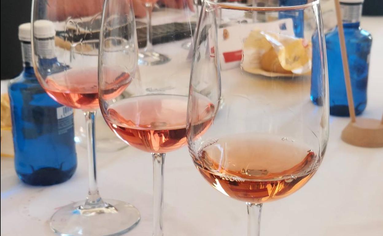 Cata de rosados para el Concurso Mundial de Bruselas, celebradas en el Patio Herreriano del 11 a 13 de marzo. 