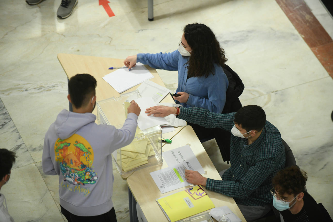 Fotos: Primera vuelta en la elección del rector de Valladolid