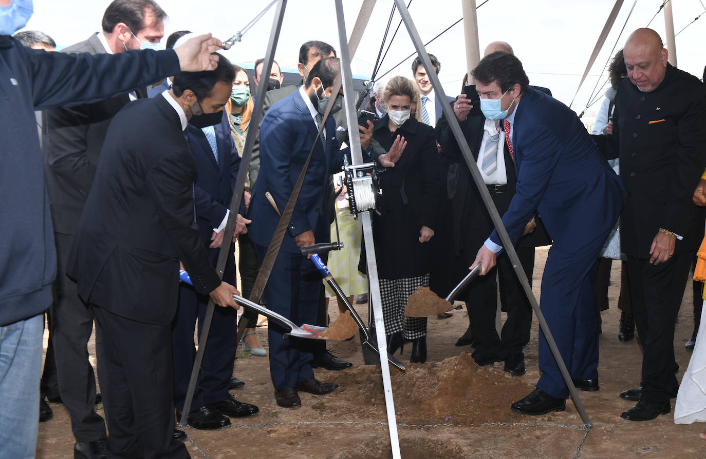 Fotos: Colocación de la primera piedra de la fábrica de Switch Mobility en Valladolid