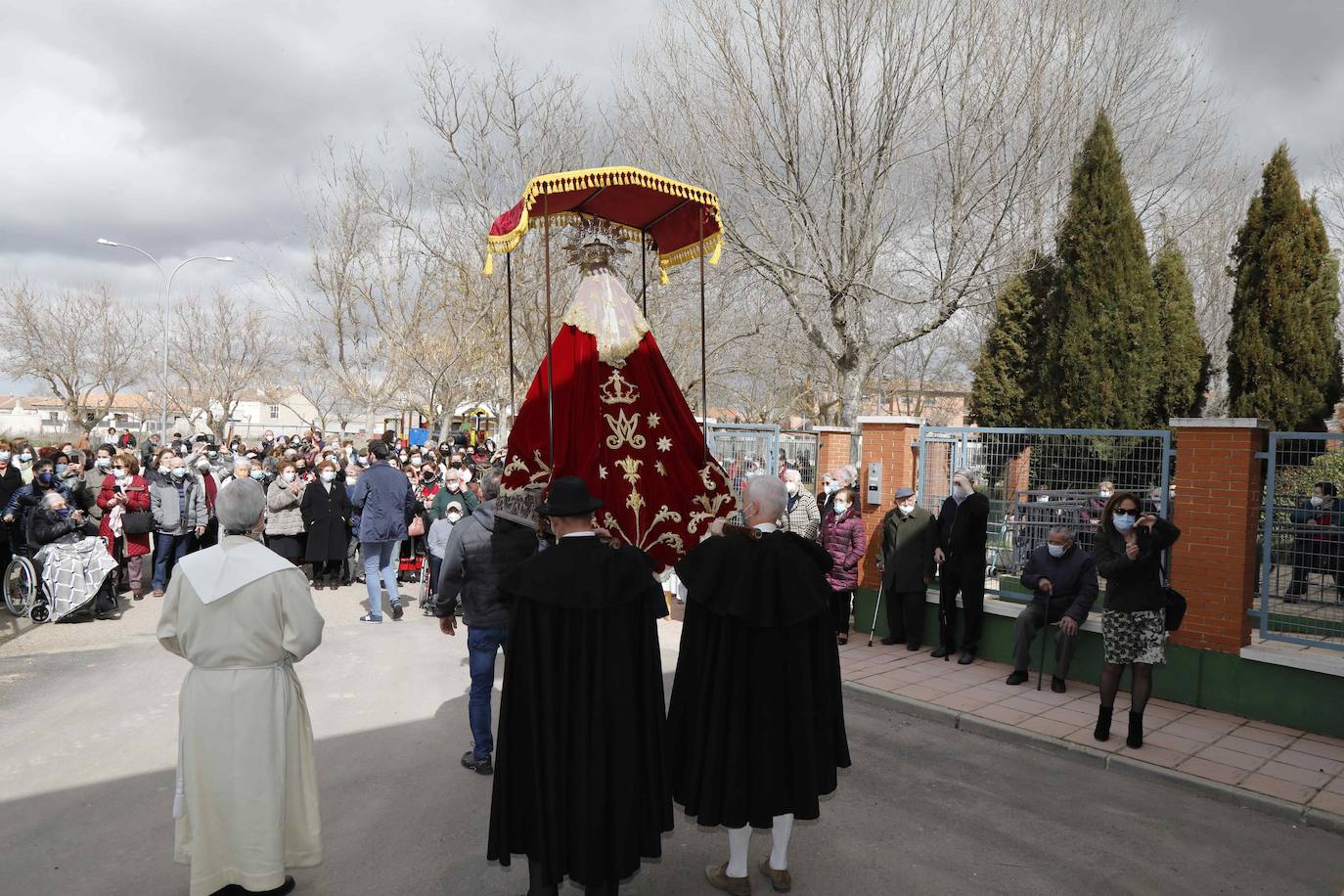 Fotos: Recibimiento y procesión de la Virgen del Henar en Campaspero