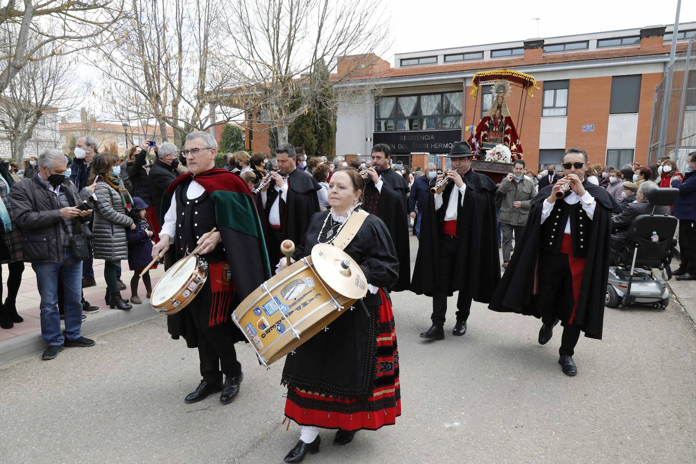 Fotos: Recibimiento y procesión de la Virgen del Henar en Campaspero