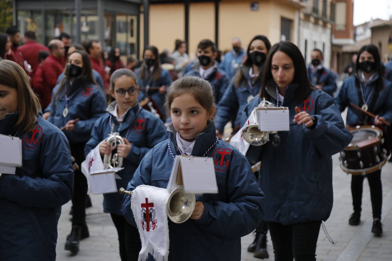 Fotos: Desfile de bandas de Semana Santa de Peñafiel