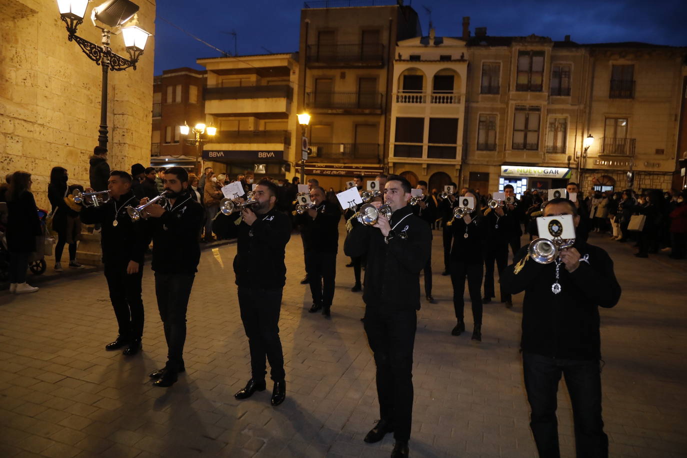 Fotos: Desfile de bandas de Semana Santa de Peñafiel