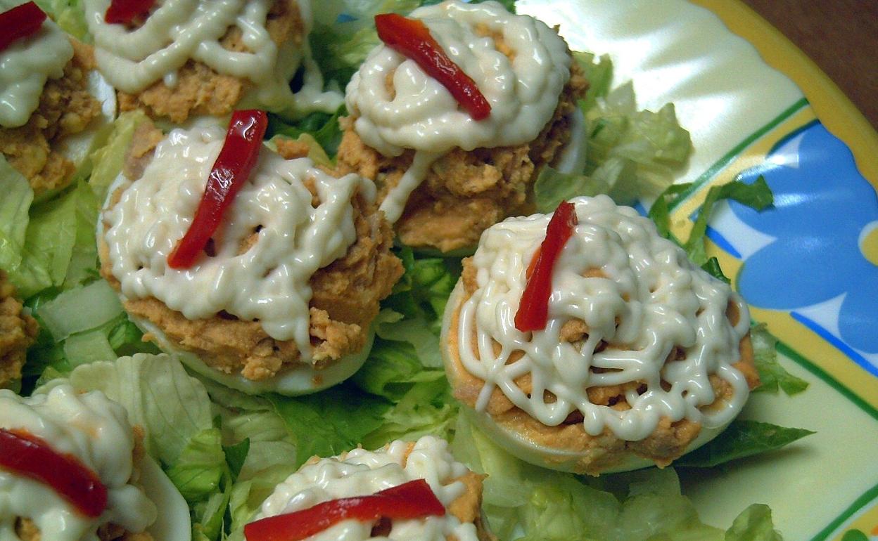 Receta de huevos rellenos