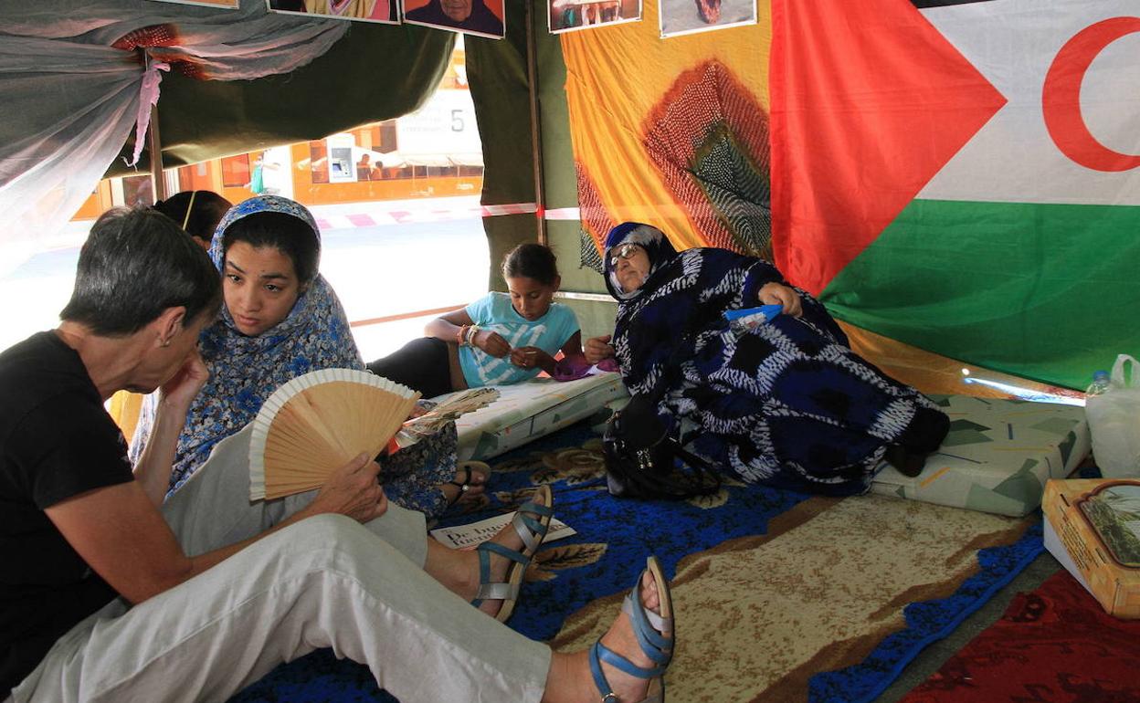 Jaima instalada en anteriores veranos en el centro de Segovia en solidaridad con el pueblo saharaui. 