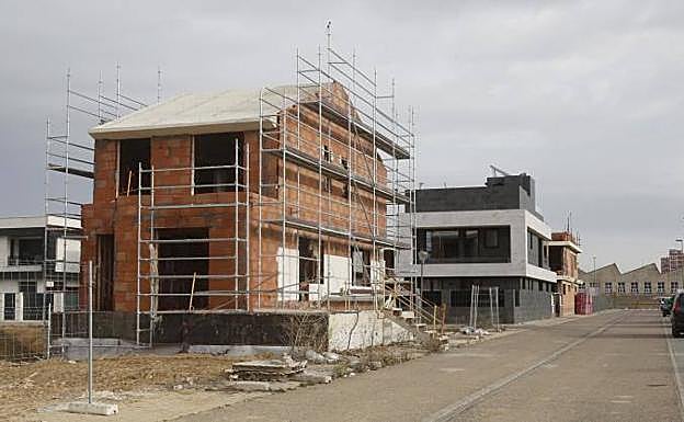 La «tormenta perfecta» de la covid, la energía y la guerra dispara el precio de la vivienda hasta el 40% en Palencia