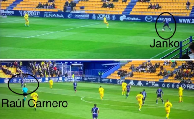 Janko y Carnero en una de las pocas veces que tuvieron opción de centrar.