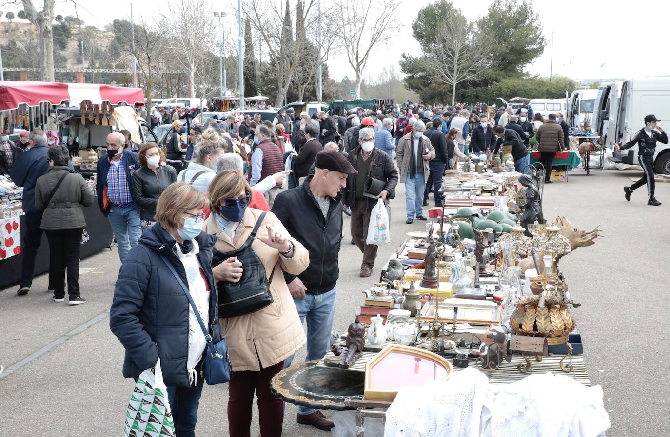 Fotos: Vuelve el rastro de los domingos a Valladolid