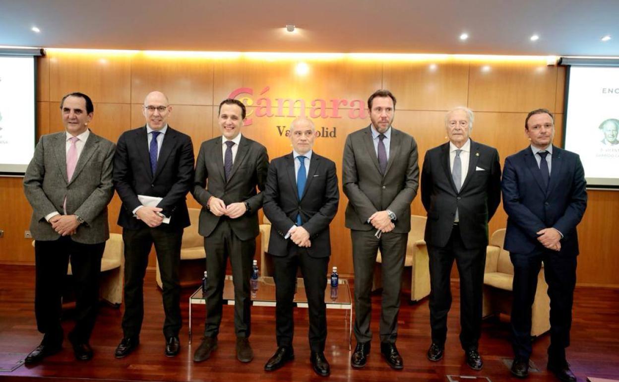 José Rolando Álvarez, Carlos Martín Tobalina, Conrado Íscar, Víctor Caramanzana, Óscar Puente, Vicente Garrido Capa y Carlos Villar, de izquierda a derecha.