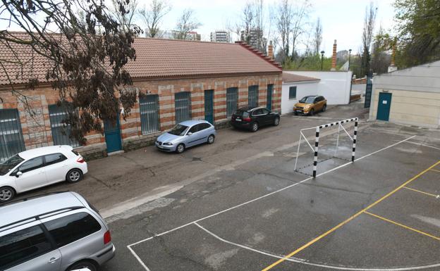 Alivio en el colegio Lourdes: «900 alumnos tendrían que haber cruzado esa calle cada día»