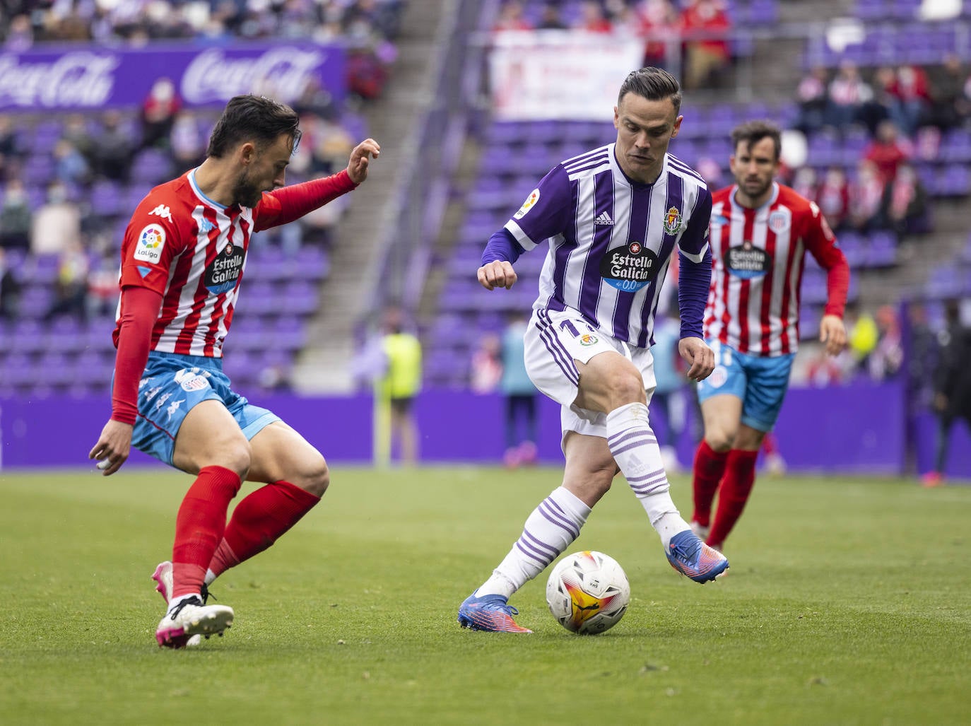 Partido entre el Real Valladolid y el Lugo, este sábado en Zorrilla. 