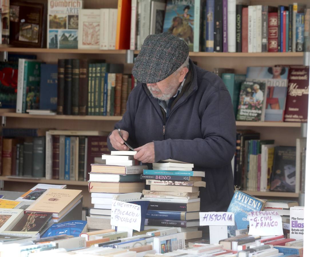 Fotos: Feria del Libro Antiguo y de Ocasión de Valladolid