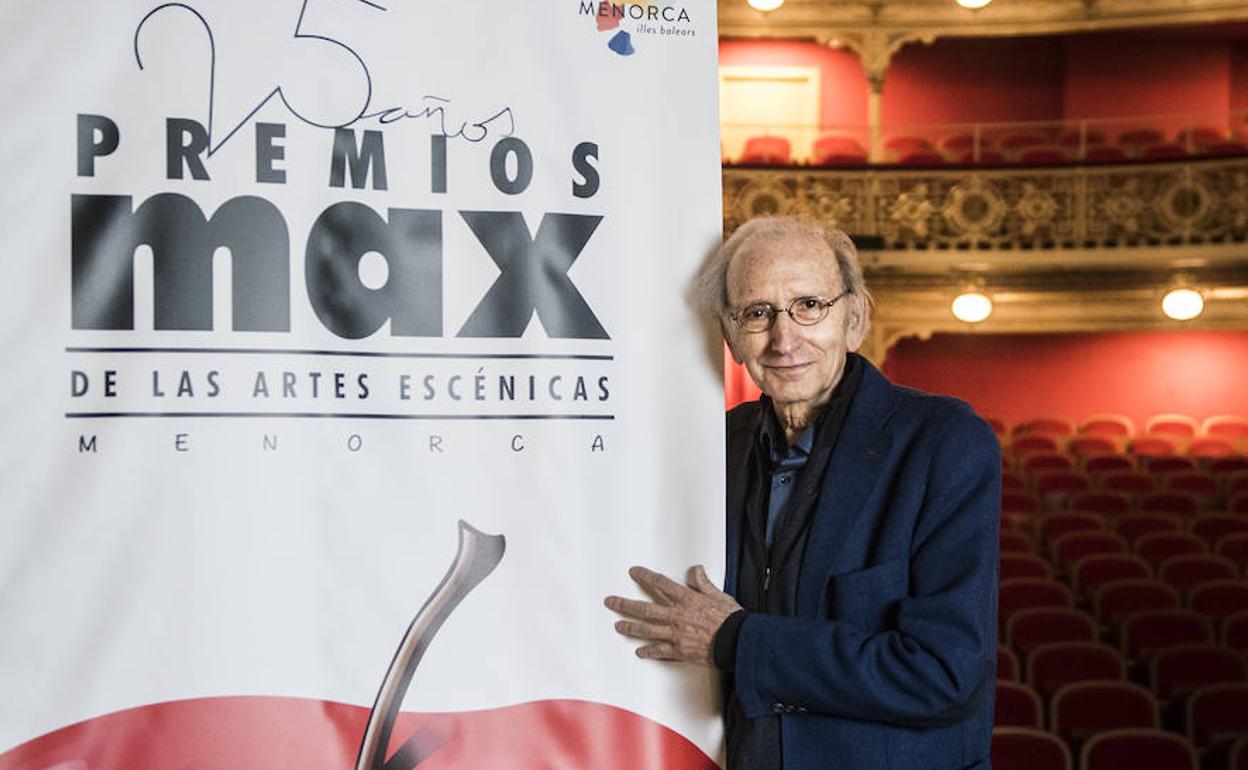 José Luis Alonso de Santos, ayer, tras conocer la concesión del premio Max a su trayectoria artística.