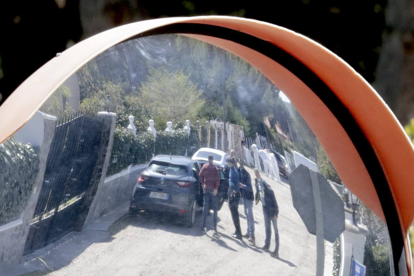 El registro en la vivienda se ha desarrollado durante toda la jornada del sábado. 
