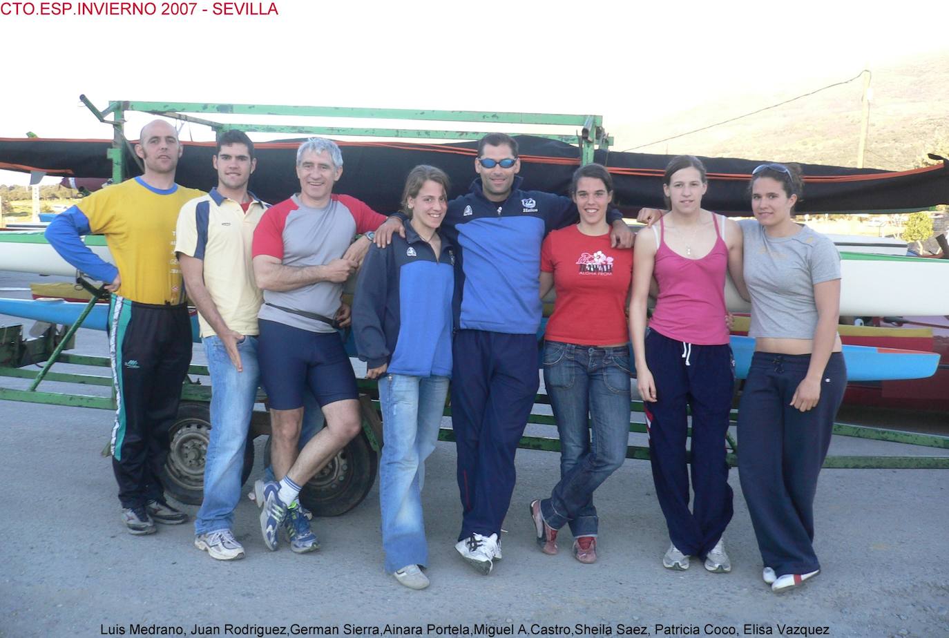 Luis Medrano, Juan Rodríguez, Germán Sierra, Ainara Portela, Miguel A. Castro, Sheila Sáez, Patricia Coco y Elisa Vázquez, en Sevilla en 2007. 