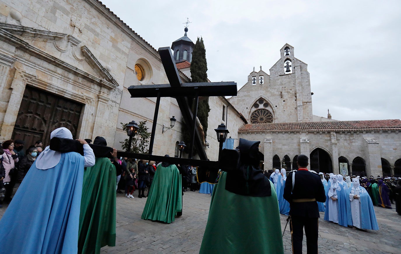 El Crucificado de Palencia se refugia en San Francisco
