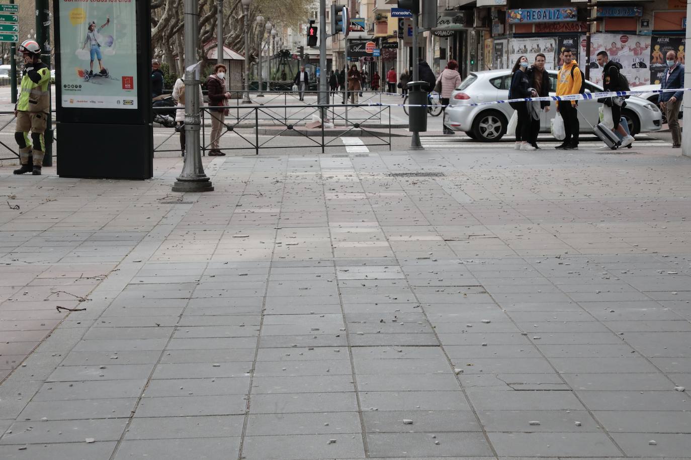 Fotos: Caída de cascotes en el Paseo de Zorrilla de Valladolid