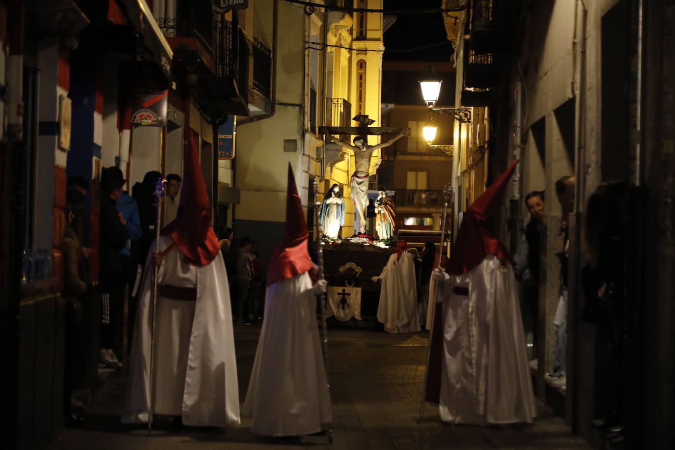 Fotos: Procesión del Cristo de la Buena Muerte en Peñafiel (4/4)