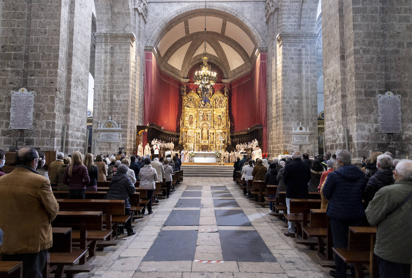 Fotos: Misa crismal en la Catedral de Valladolid