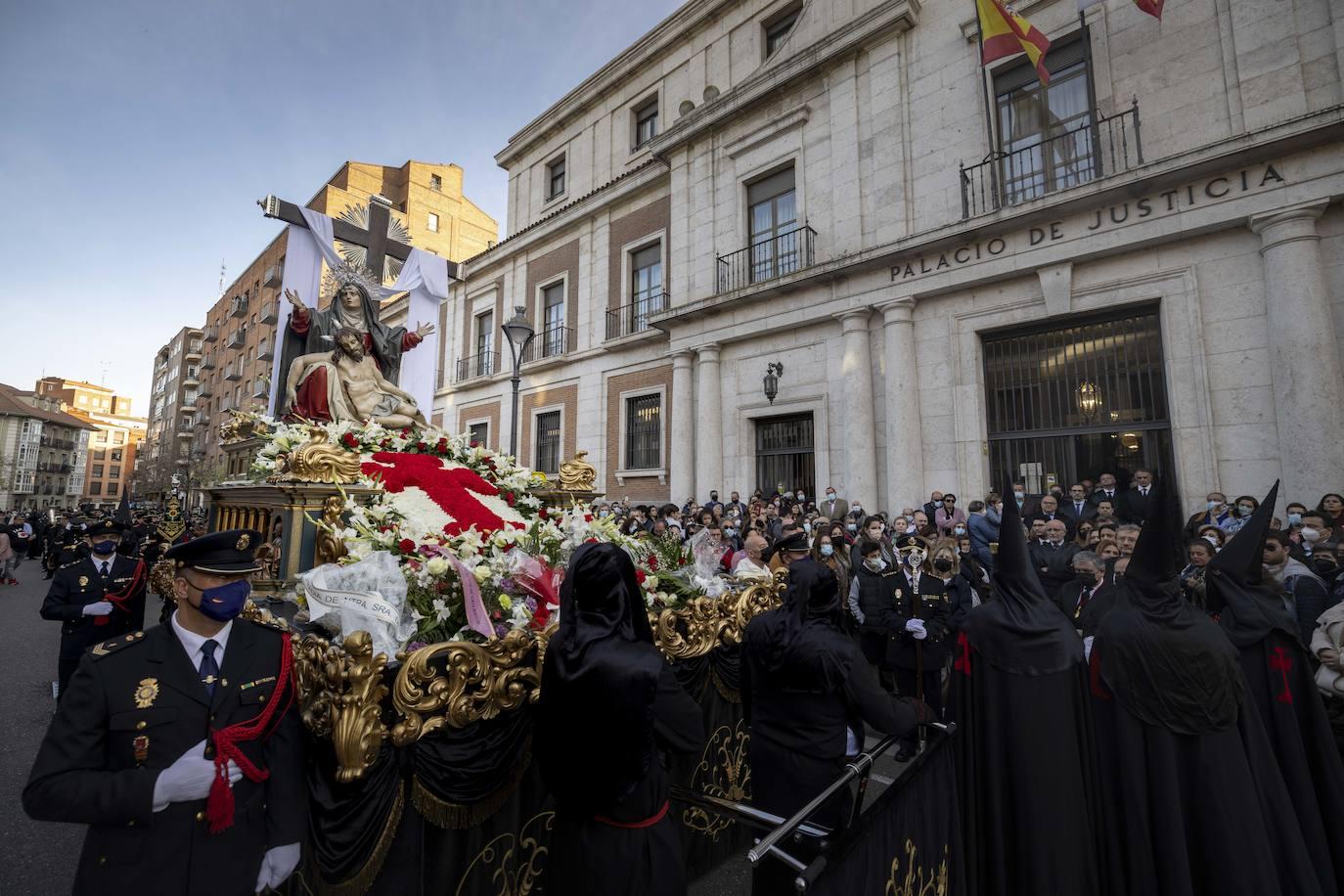 Fotos: Procesión de Penitencia y Caridad en la Semana Santa de Valladolid