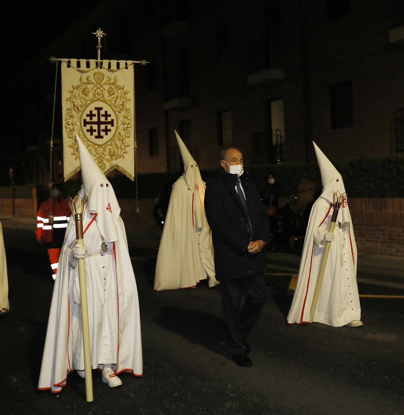 Fotos: La Quinta Angustia homenajea a los mayores