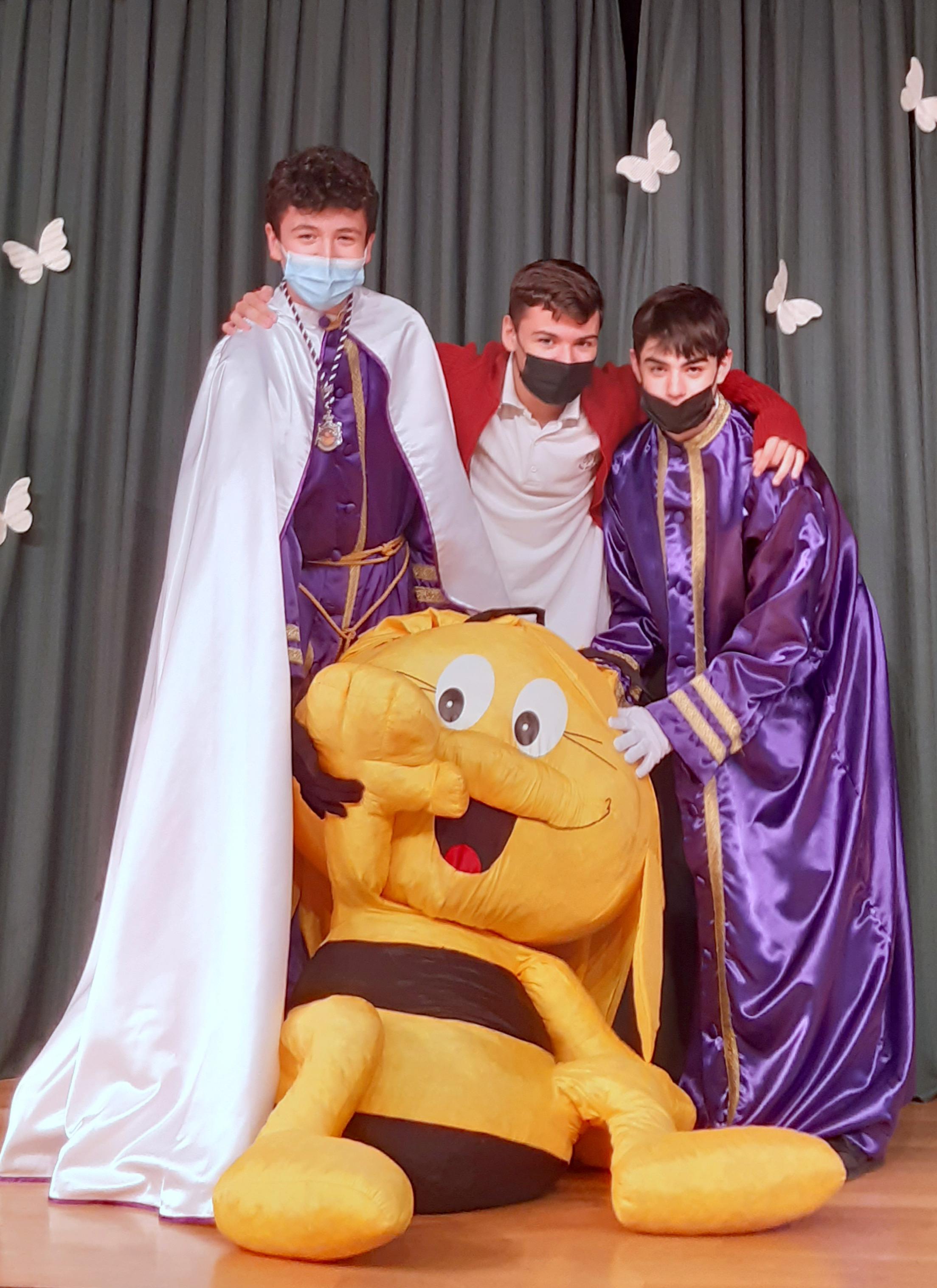 Los Nazarenos de Baltanás comparten su experiencia cofrade en el Colegio Jesús Nazareno de Getafe