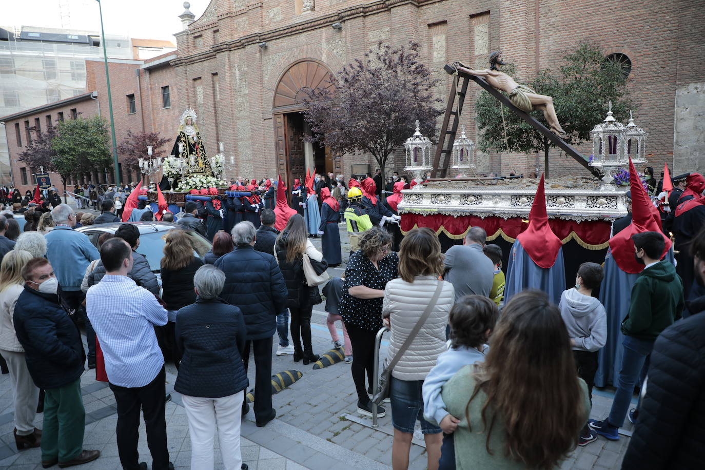 Fotos: Procesión de la Exaltación de la Luz en Valladolid (1/2)