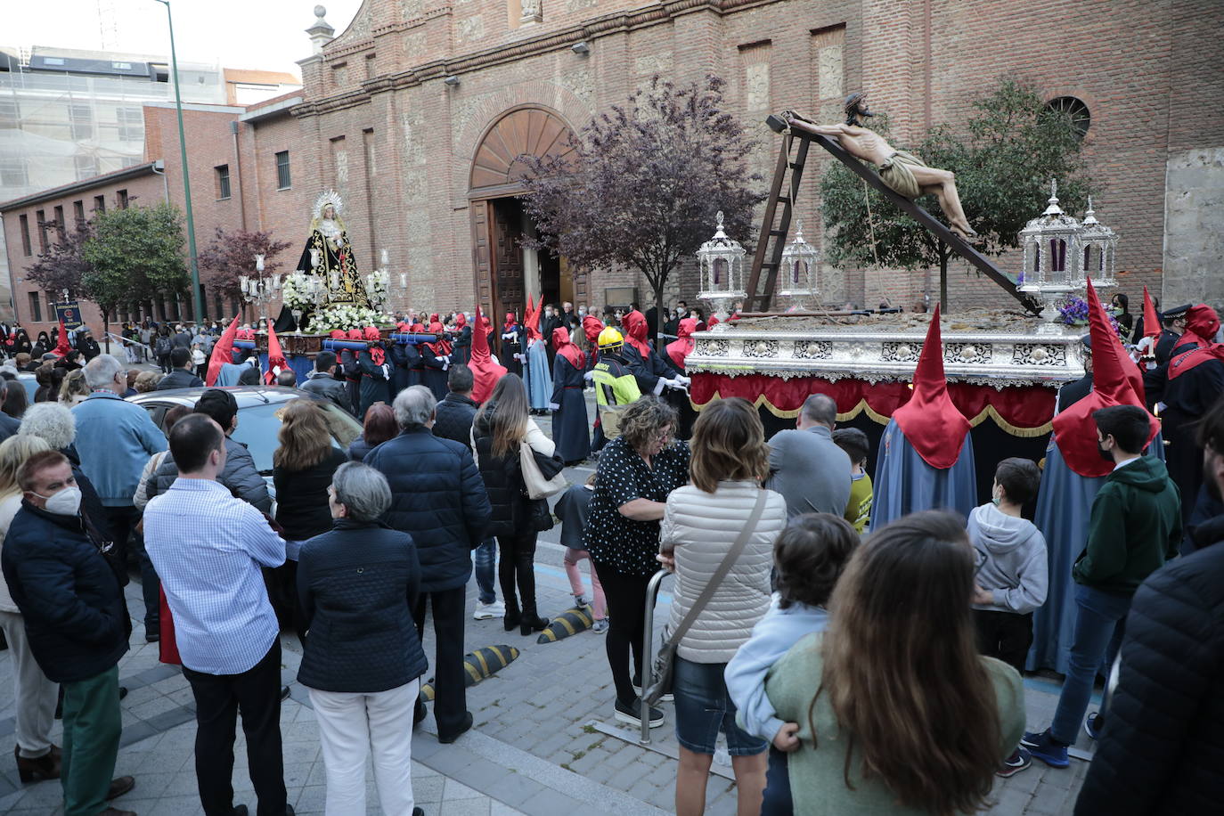 Fotos: Procesión de la Exaltación de la Luz en Valladolid (1/2)