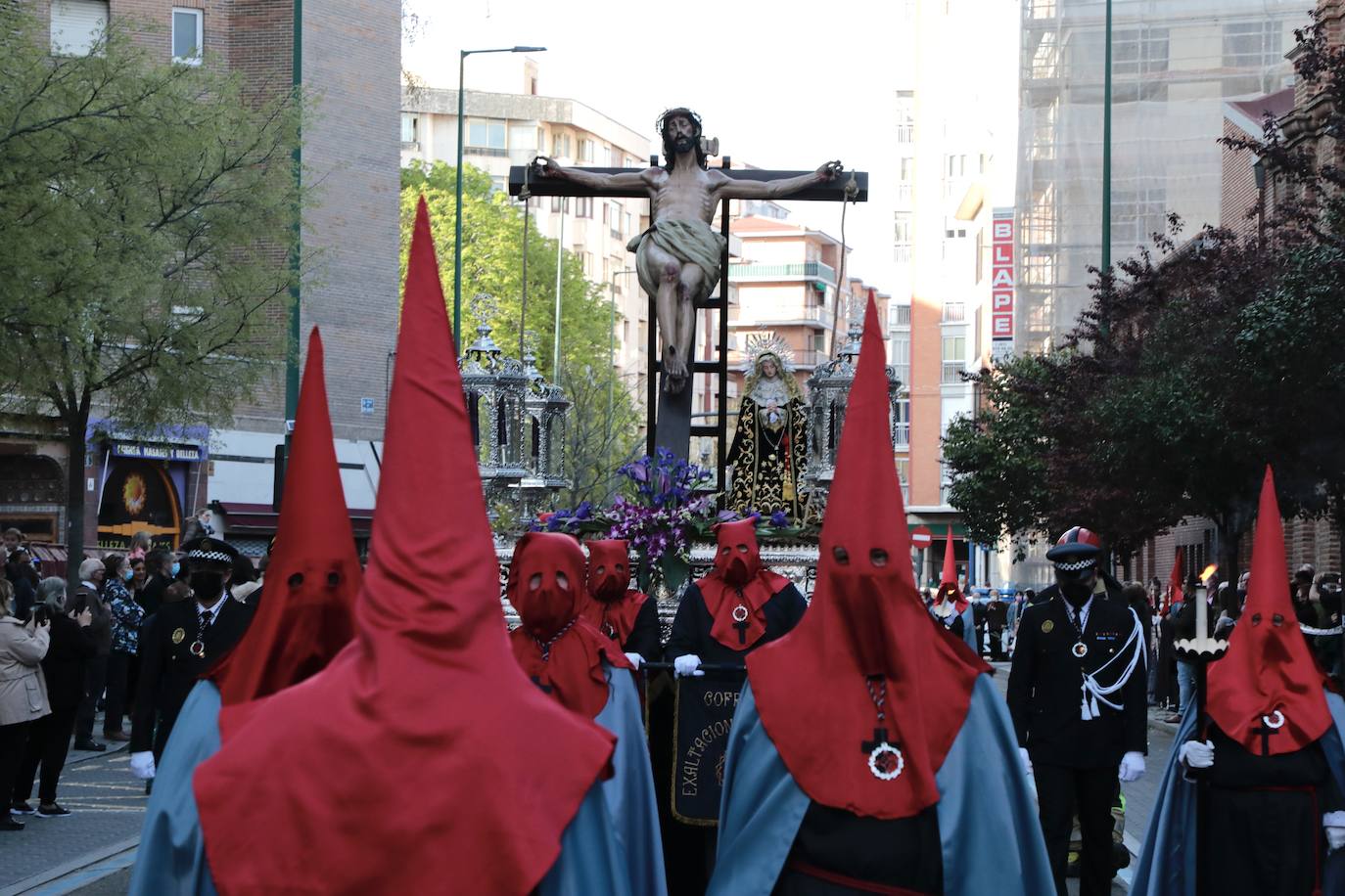 Fotos: Procesión de la Exaltación de la Luz en Valladolid (1/2)