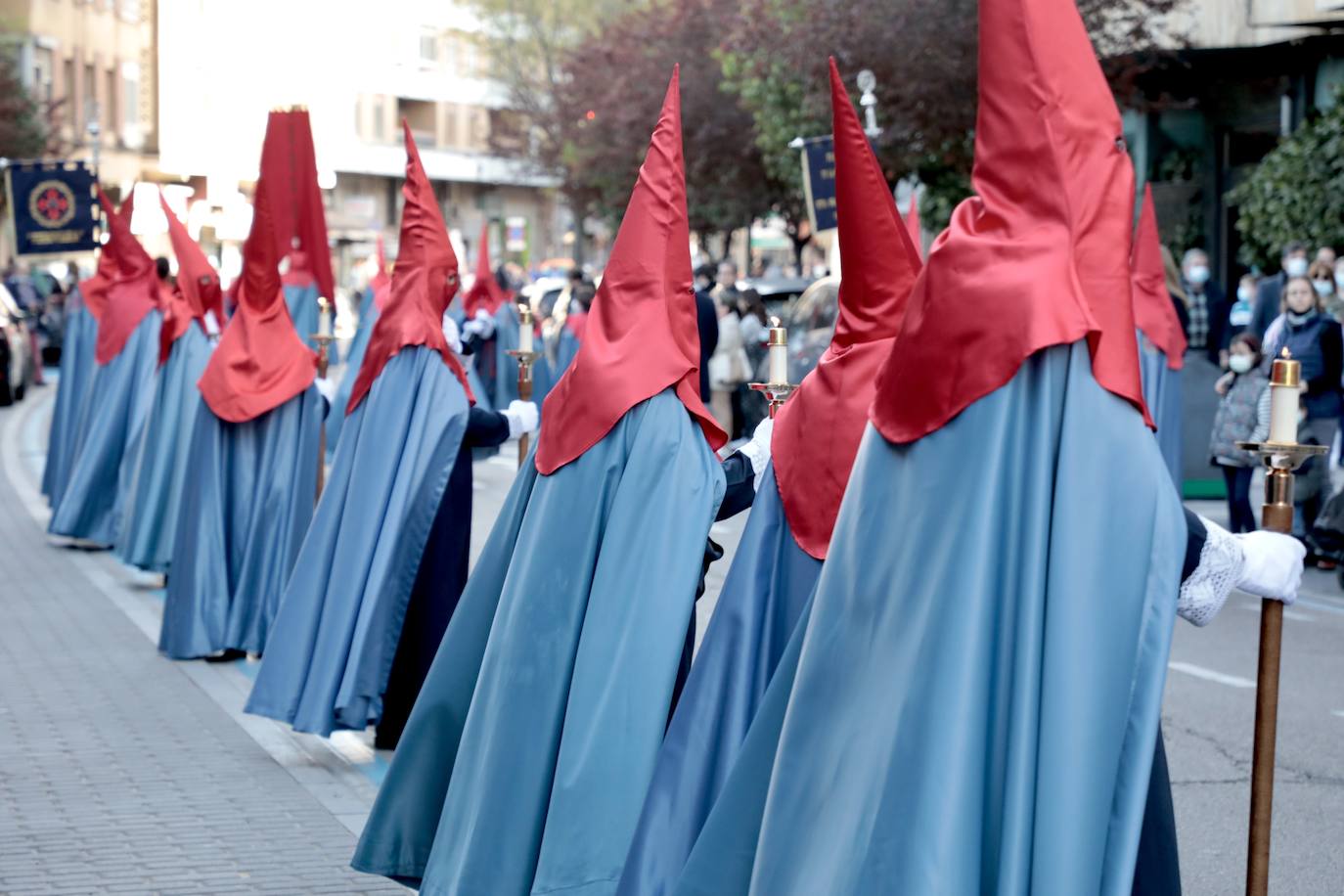 Fotos: Procesión de la Exaltación de la Luz en Valladolid (2/2)