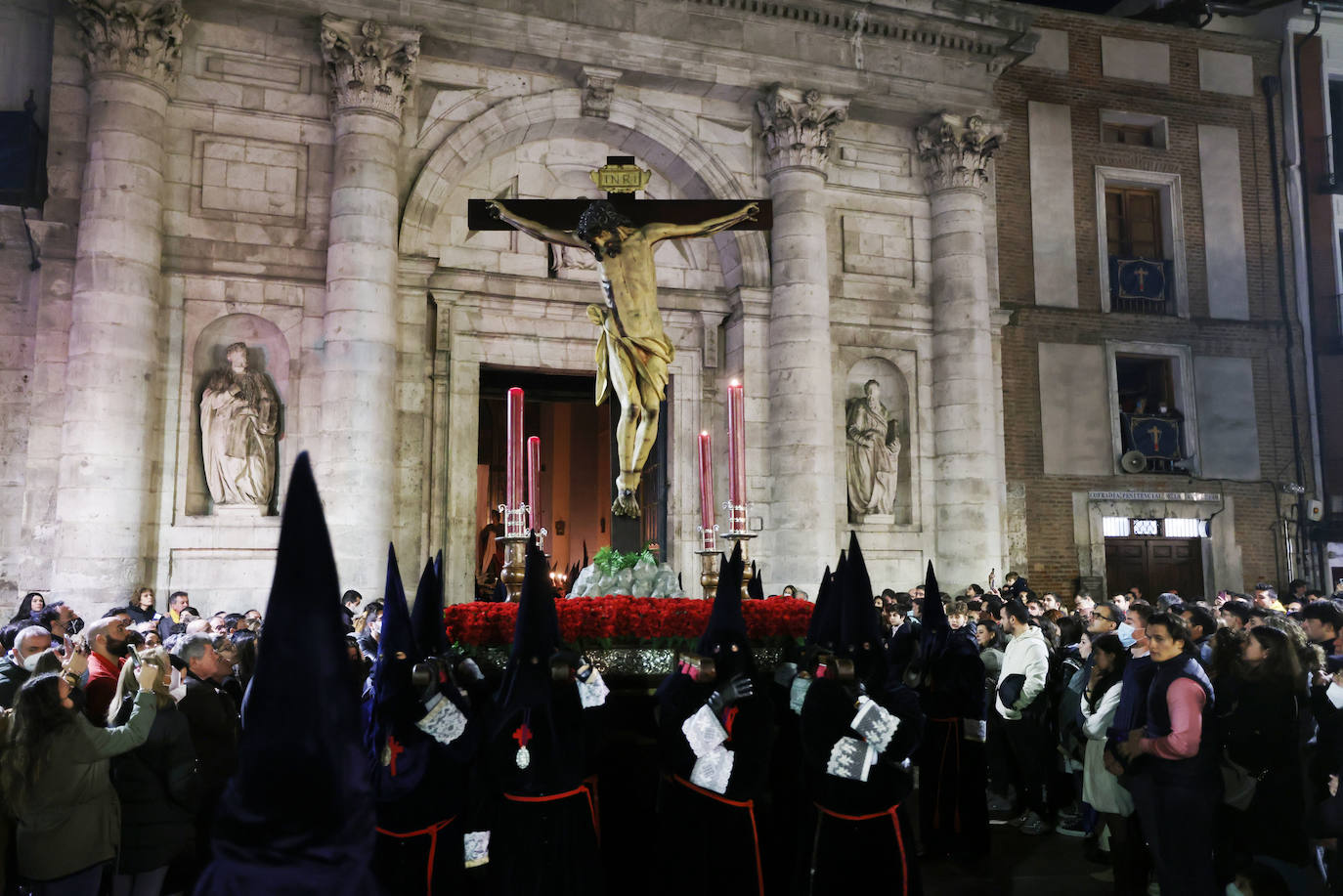 Fotos: Procesión De Regla de la Ilustre cofradía Penitencial de Nuestra Señora de las Angustias-Sacrificio y Penitencia