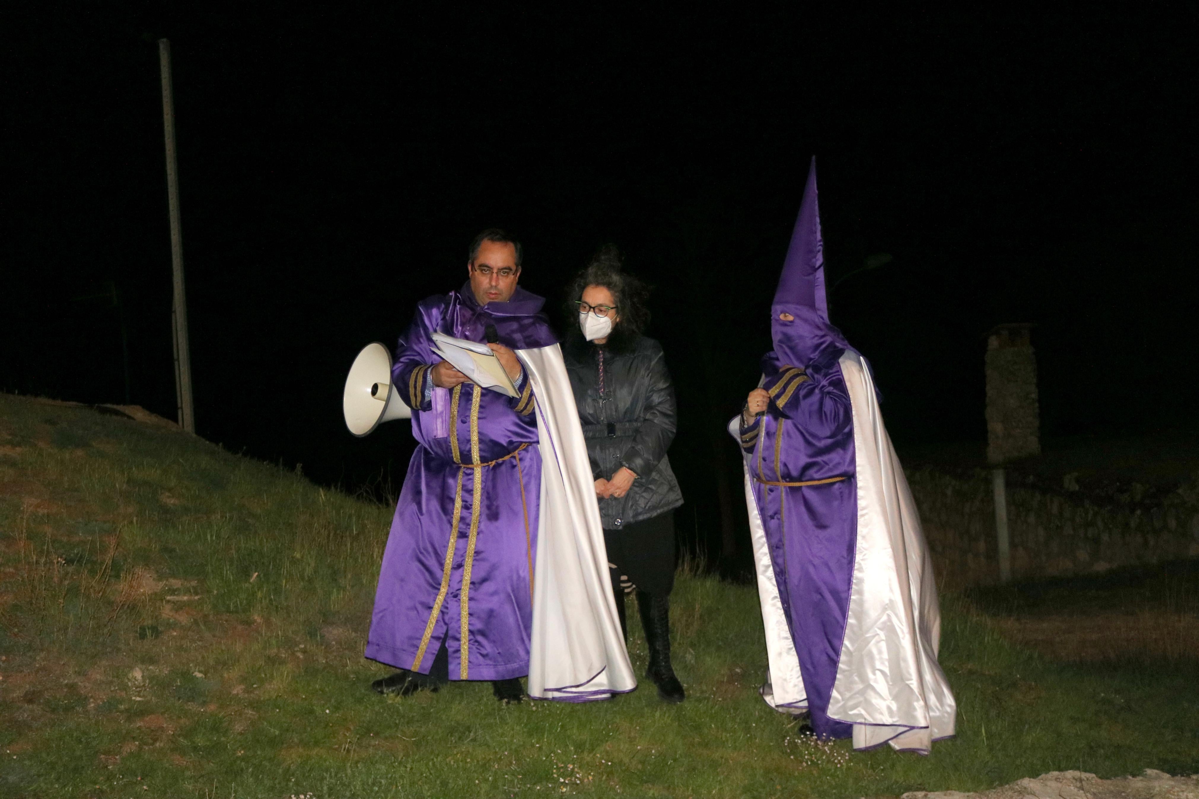 Los Nazarenos de Baltanás organizaron el XXII Vía Crucis del Silencio en el que también participaron los Hermanos de Palencia