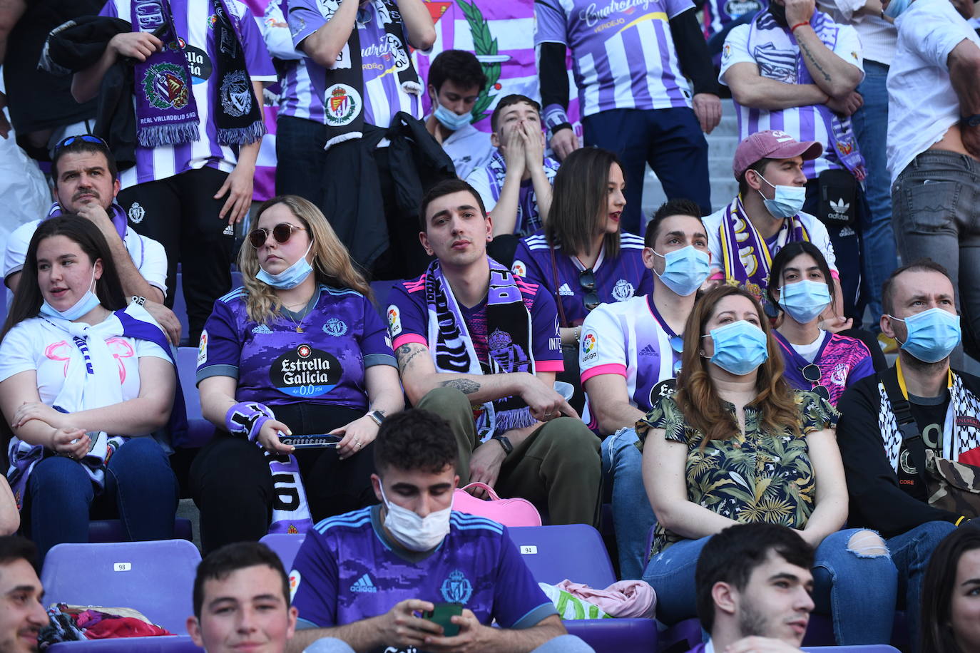 Fotos: Búscate en la grada del Real Valladolid-Almería (3/9)