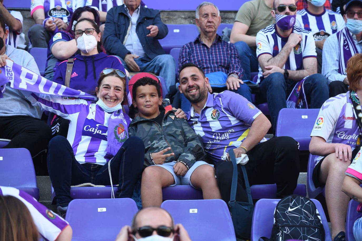 Fotos: Búscate en la grada del Real Valladolid-Almería (4/9)