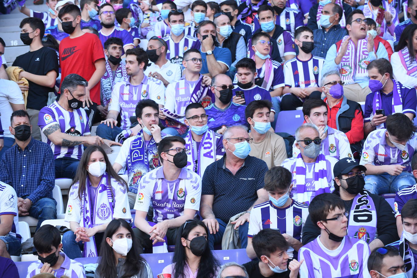 Fotos: Búscate en la grada del Real Valladolid-Almería (8/9)