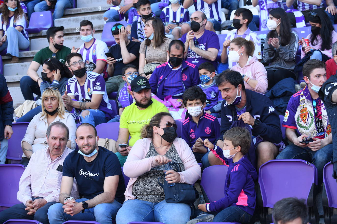 Fotos: Búscate en la grada del Real Valladolid-Almería (9/9)