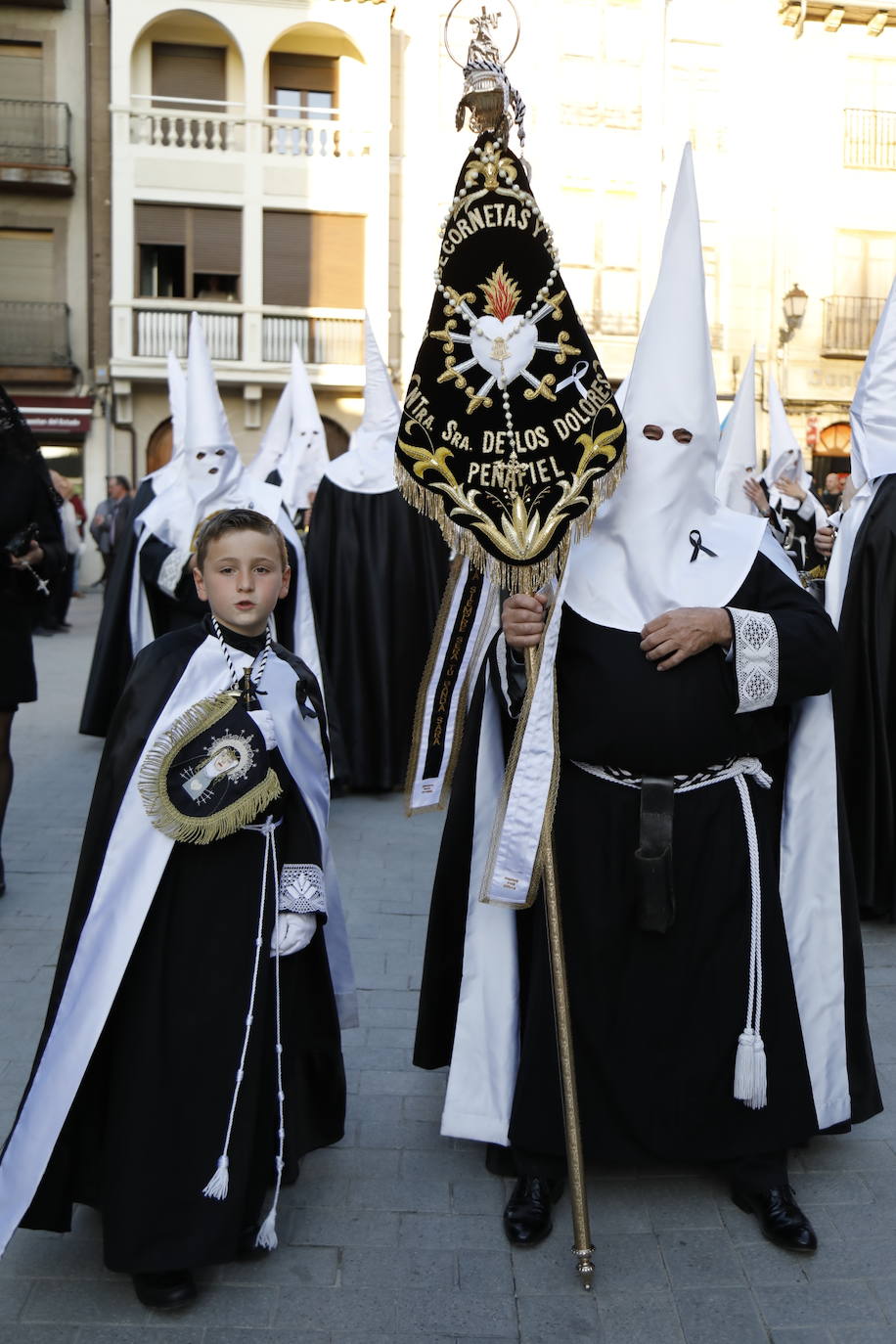 Fotos: Procesión General del Viernes Santo en Peñafiel (1/5)