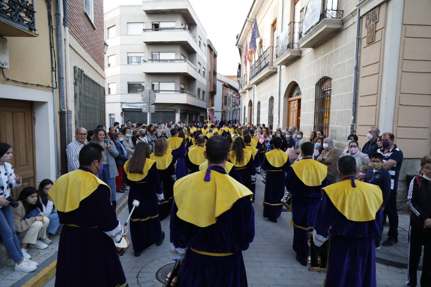 Fotos: Procesión General del Viernes Santo en Peñafiel (2/5)