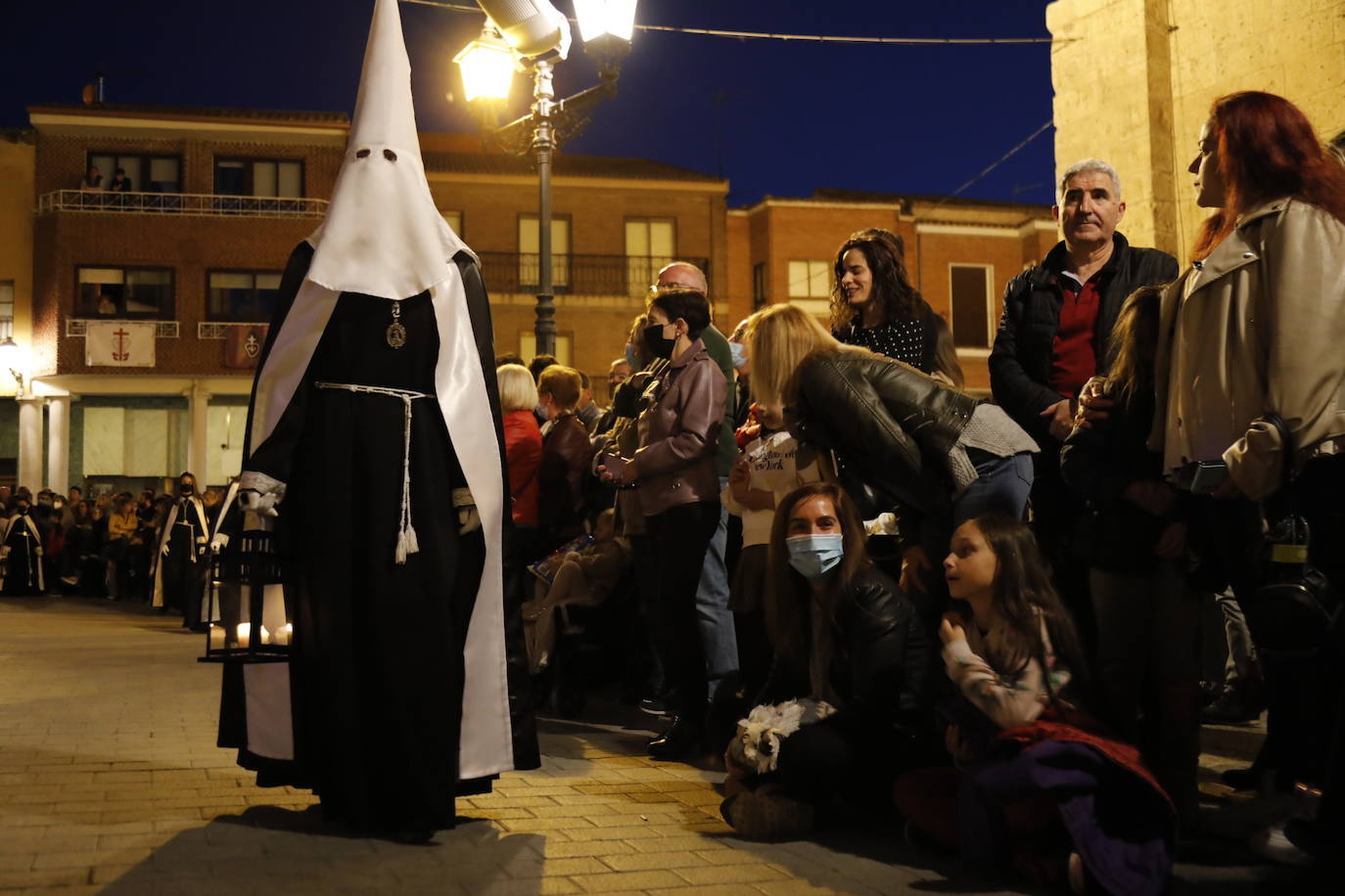 Fotos: Procesión General del Viernes Santo en Peñafiel (3/5)