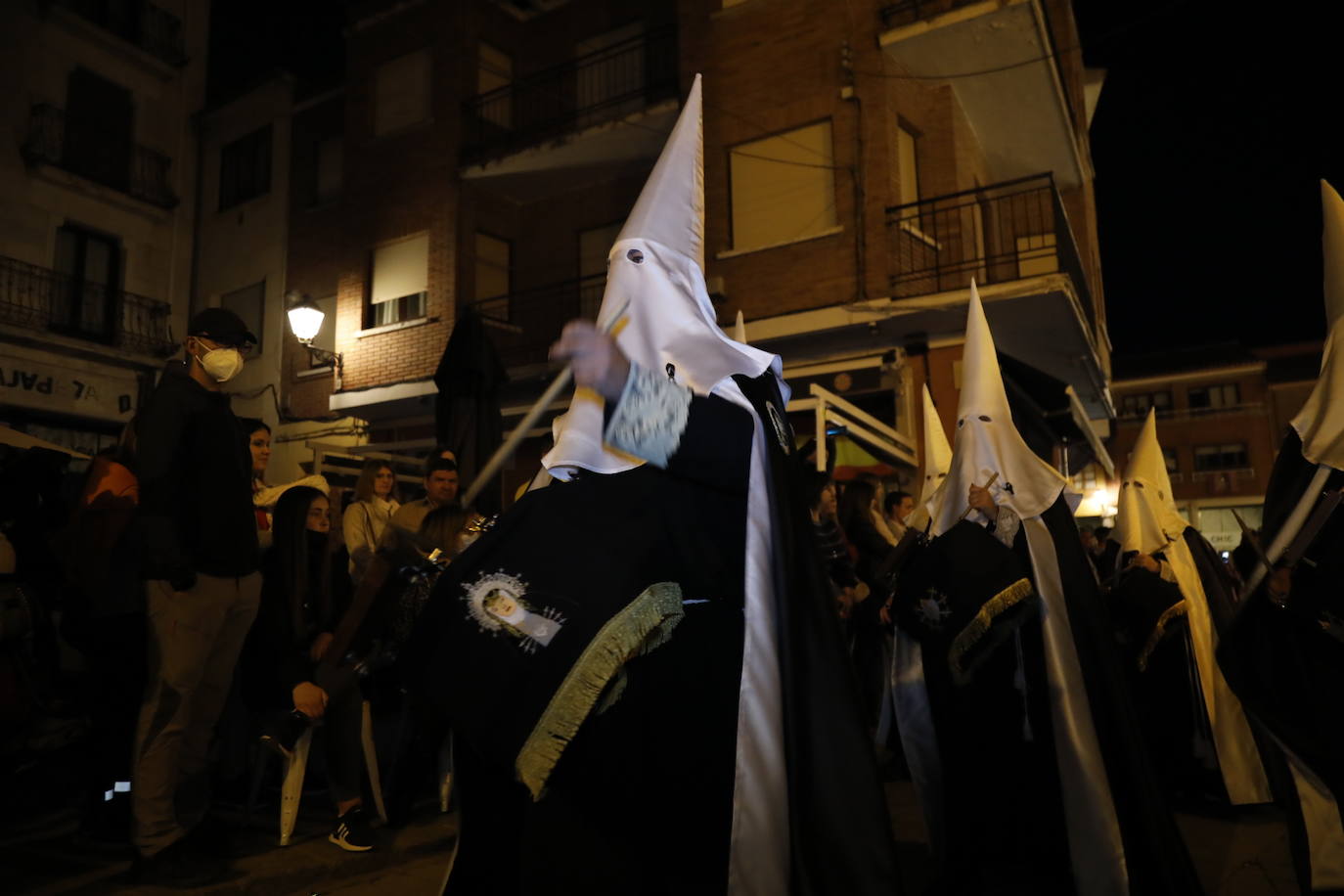 Fotos: Procesión General del Viernes Santo en Peñafiel (4/5)