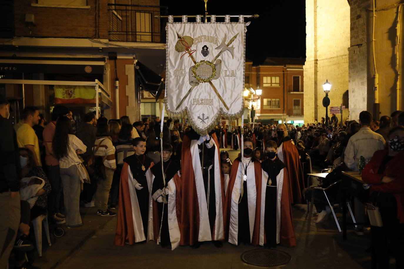 Fotos: Procesión General del Viernes Santo en Peñafiel (4/5)