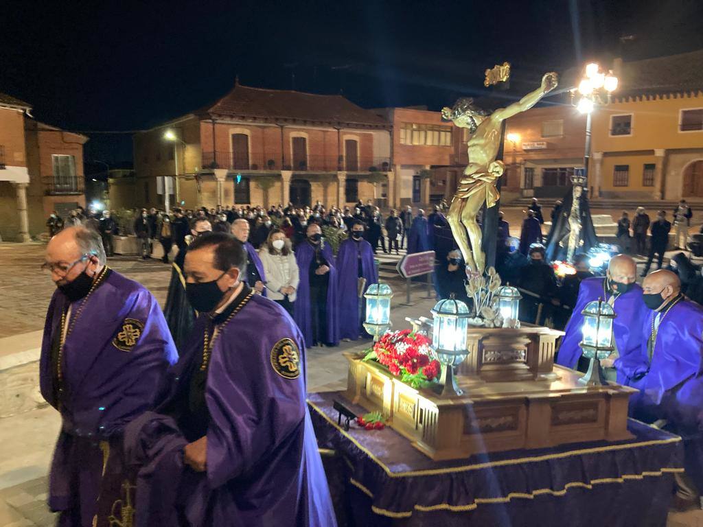 Fotos: Procesión del Santo Entierro de Torrelobatón