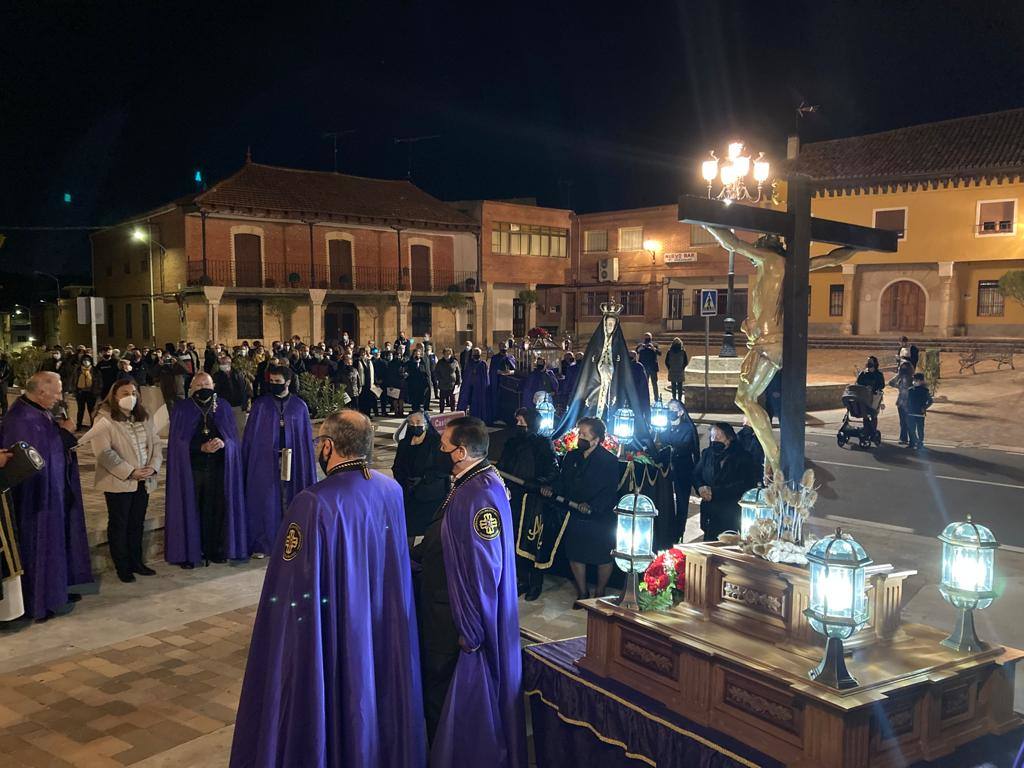 Fotos: Procesión del Santo Entierro de Torrelobatón
